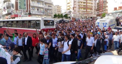 Saldırılar Diyarbakır’da protesto edildi