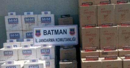 Batman'da 8 Bin 900 Paket Kaçak Sigara Ele Geçirildi