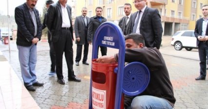 Artuklu'da 145 Okula Çöp Kutuları Yerleştiriliyor