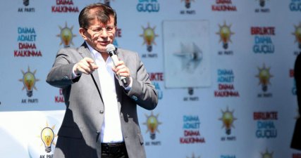 Davutoğlu'ndan, CHP, DHKP-C ile işbirliği yaptı iddiası